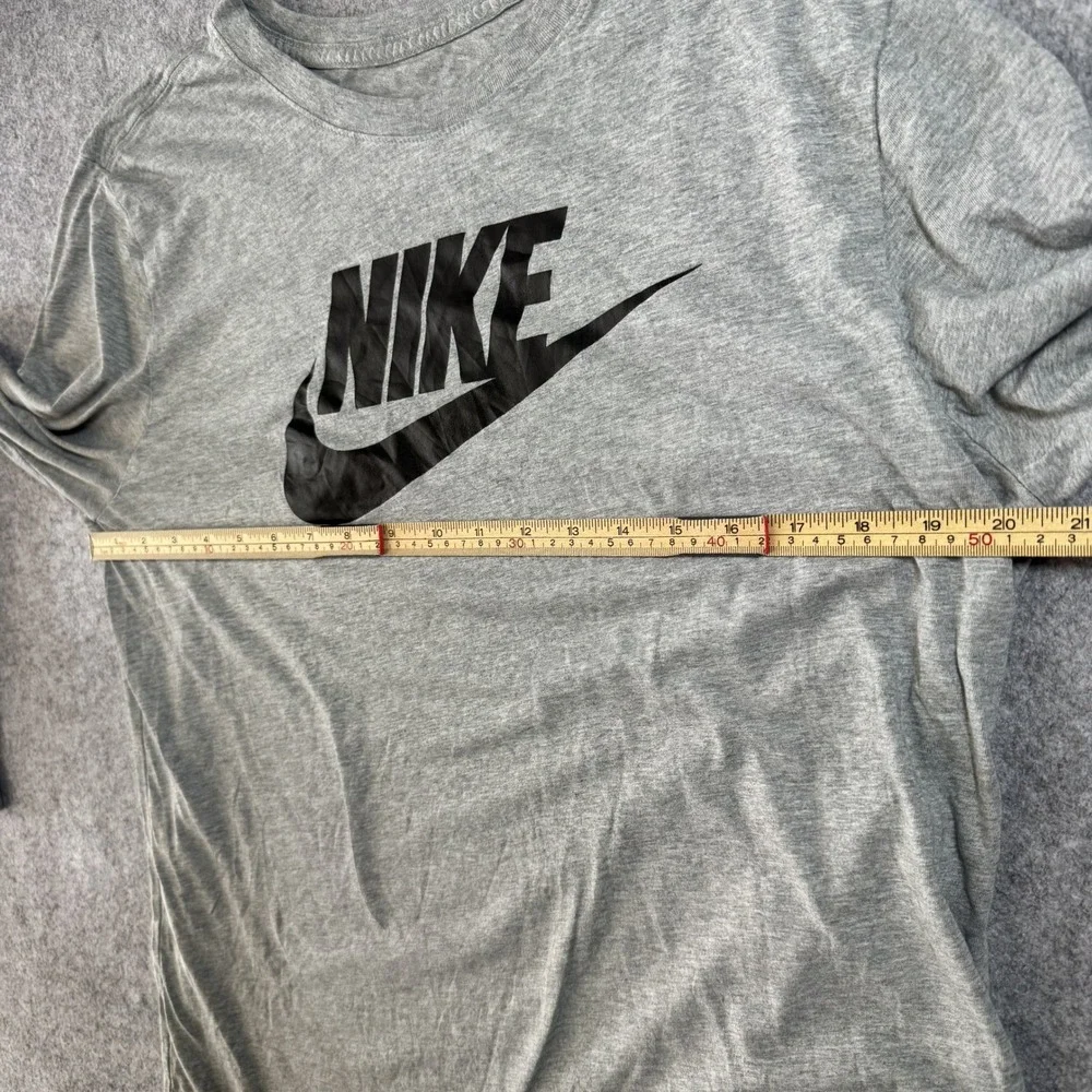 Nike Sportswear Futura Logo Long Sleeve Tee Large Grey Cotton Graphic Shirt